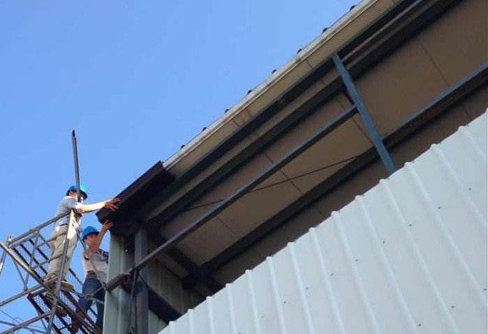 鋼結(jié)構(gòu)廠房圍護(hù)系統(tǒng)天溝，這樣做才算好