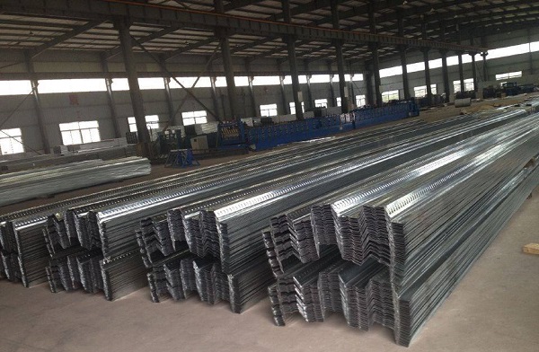 晉城樓承板廠家提醒：除了價(jià)格，這一點(diǎn)也不可忽視